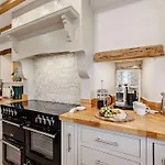 Tatil Evi 2 Bed In Skipton Oc-91296 *